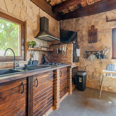 Ferienhaus 3 Bedroom Stunning In Gornje Rastane Donje Rastane